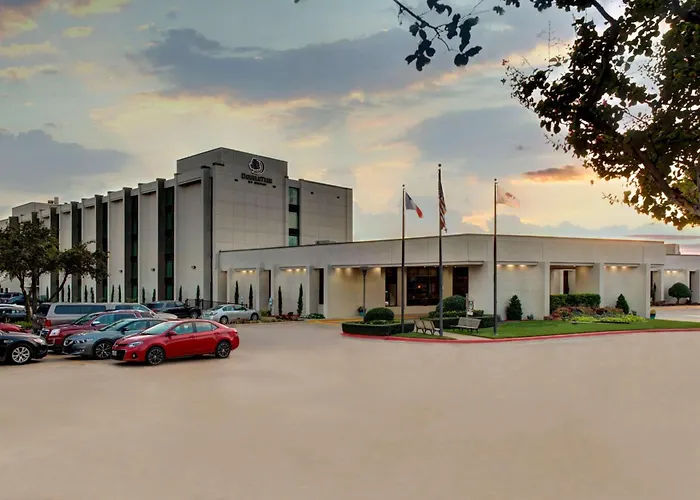 Doubletree By Hilton Arlington Dfw South