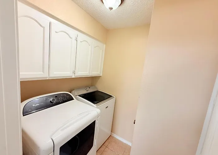 Sleeps8No Stairs,Carpet-Free Near Dallas Stadiums