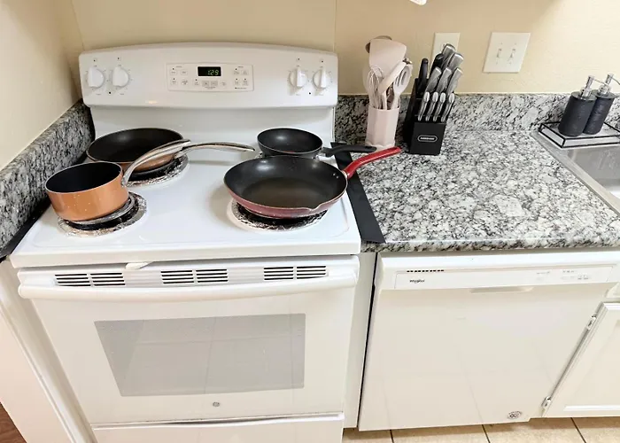 Sleeps8No Stairs,Carpet-Free Near Dallas Stadiums
